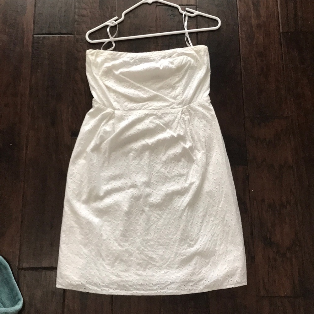 Eyelet lace, lined strapless dress